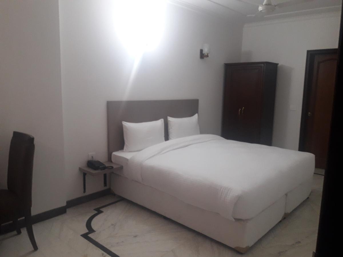Lords Inn Yeni Delhi Dış mekan fotoğraf